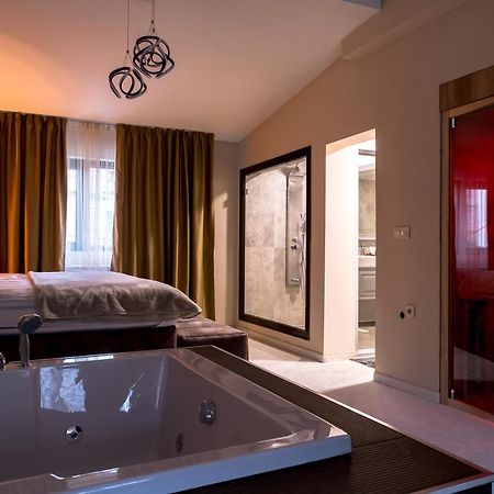 Cappo suites Veliko Tarnovo Eksteriør billede